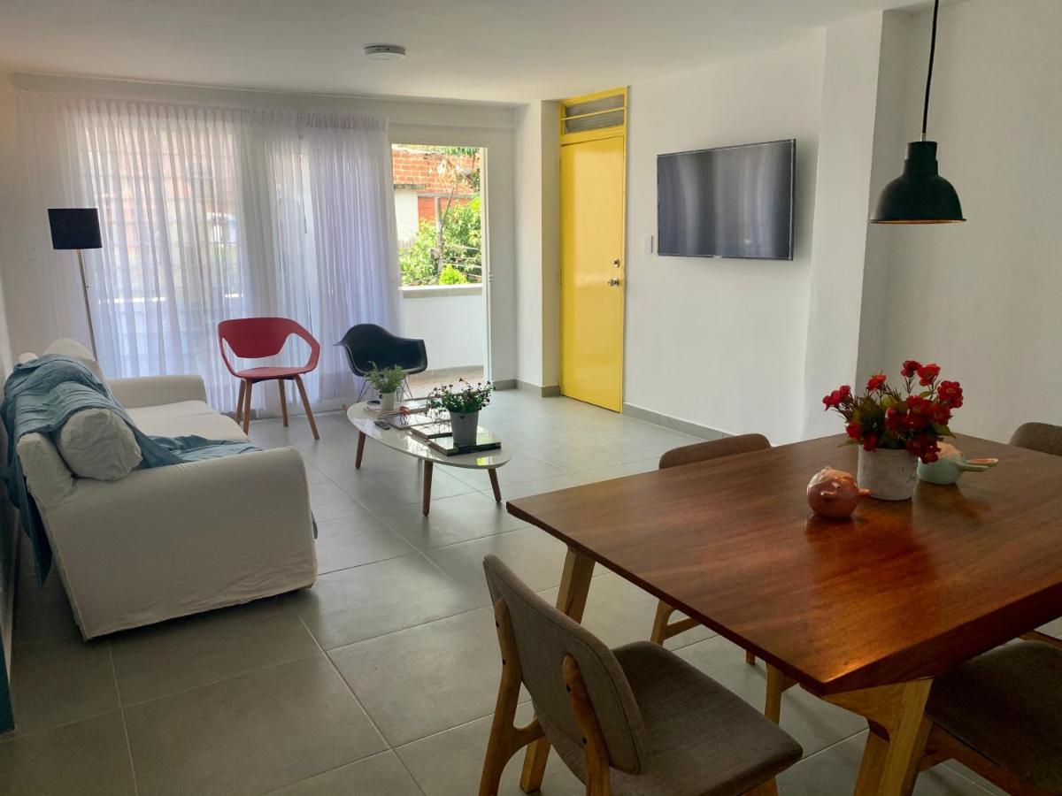 Charming Apartment In Downtown - Home Aris 301 메딜린 외부 사진