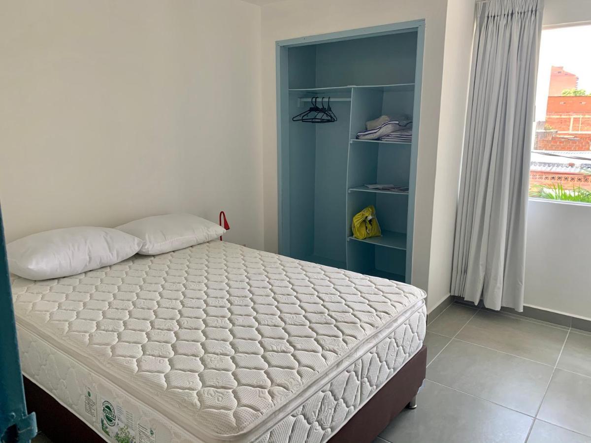 Charming Apartment In Downtown - Home Aris 301 메딜린 외부 사진